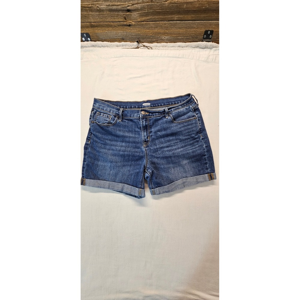 Old Navy Womens Medium Wash Cuffed Denim Jean Shorts Size 14 Stretch Mid Rise